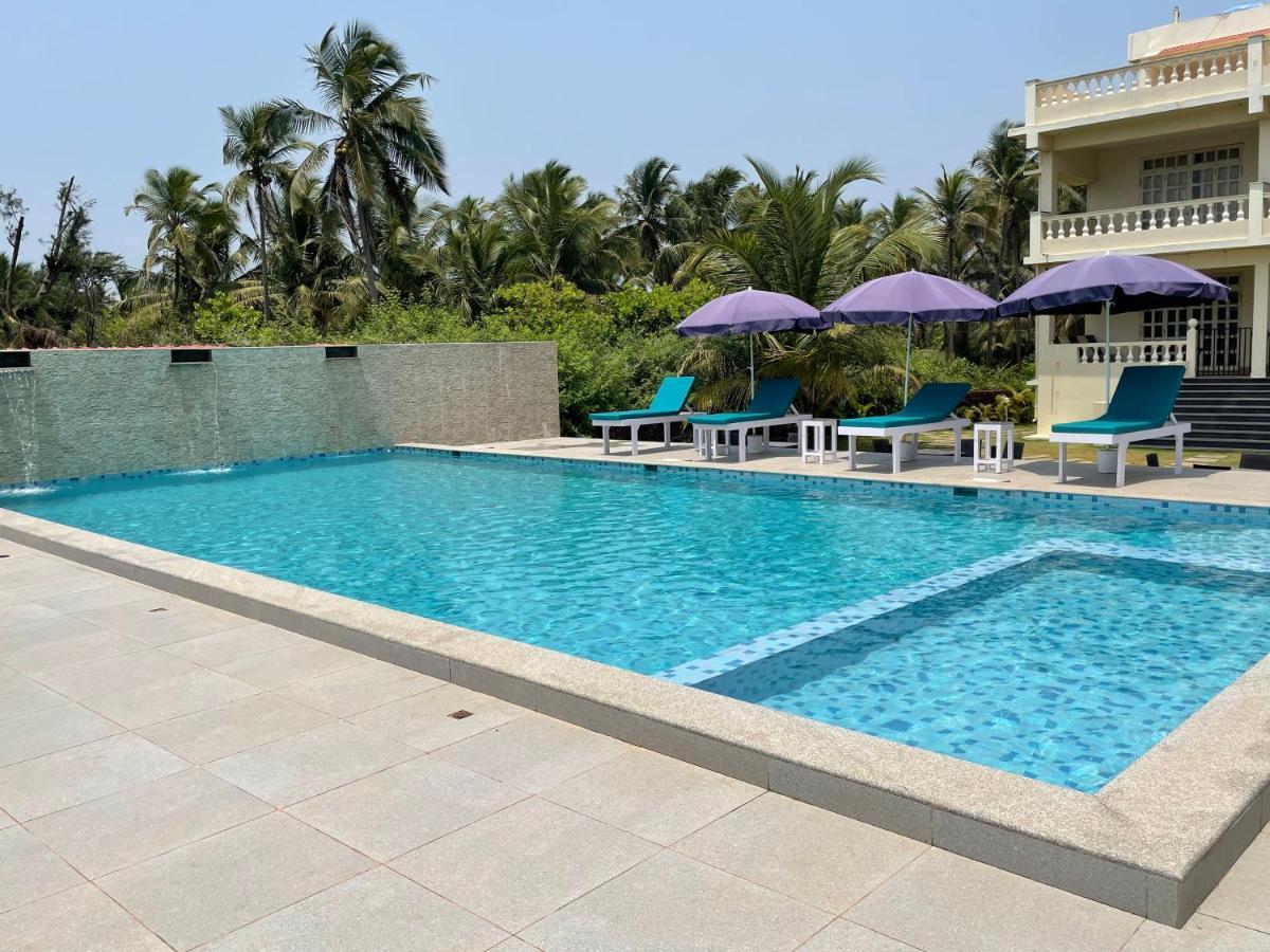 Hotel Kay'S By The Sea Ajgaon Exterior foto