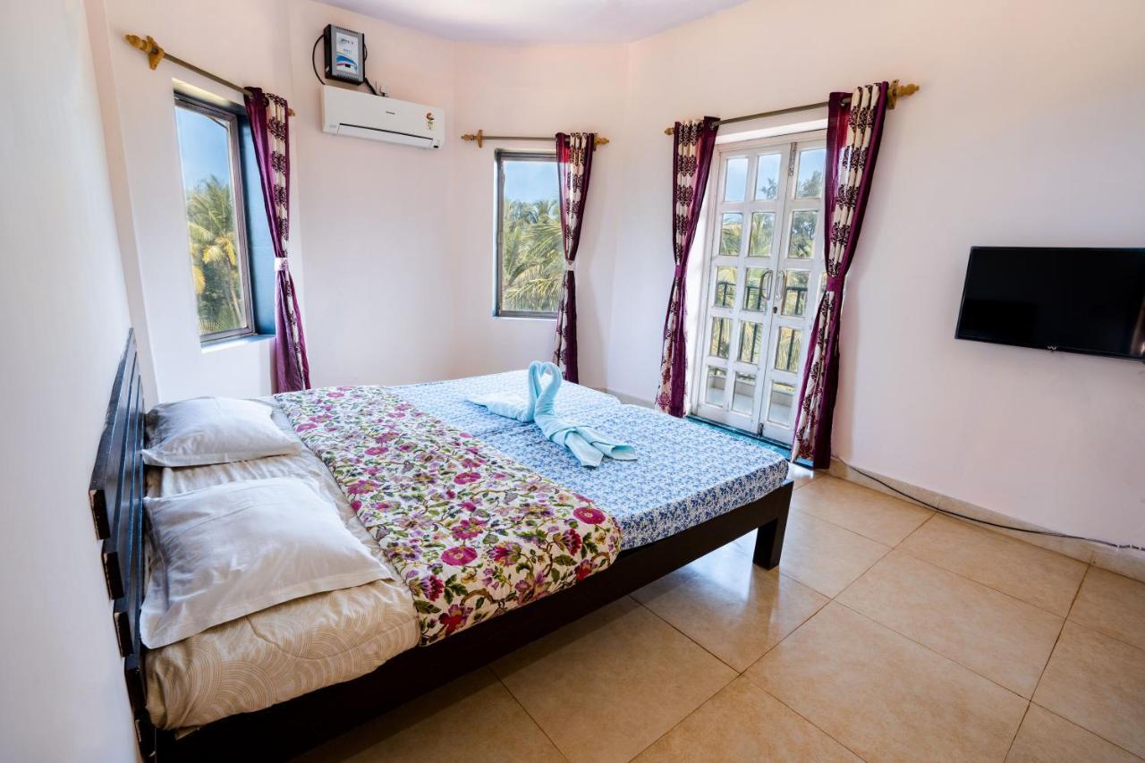 Hotel Kay'S By The Sea Ajgaon Exterior foto